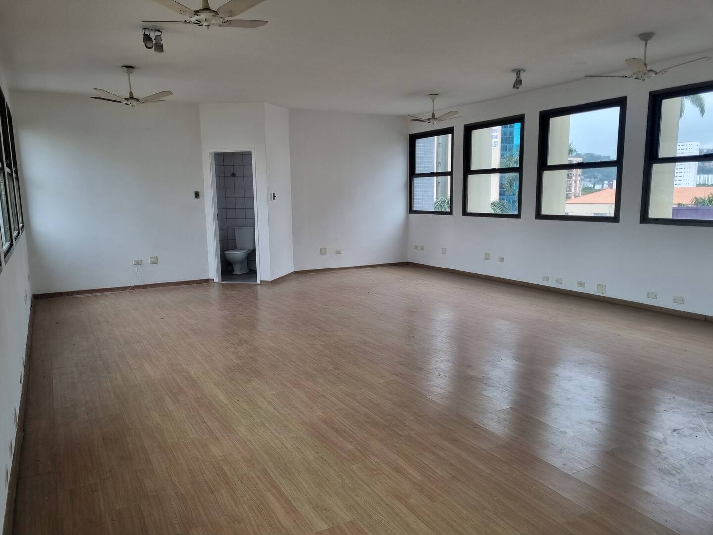 #GL-AP1432 - Sala para Venda em Santos - SP