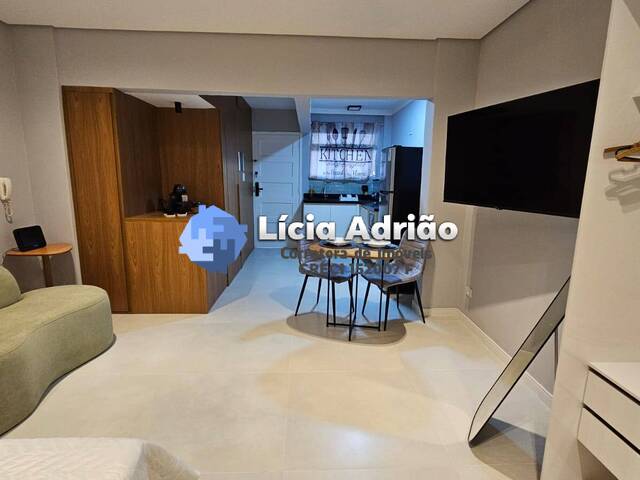 Sala Living para Venda em Santos - 4