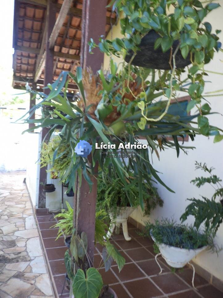 Casa à venda com 4 quartos, 400m² - Foto 4