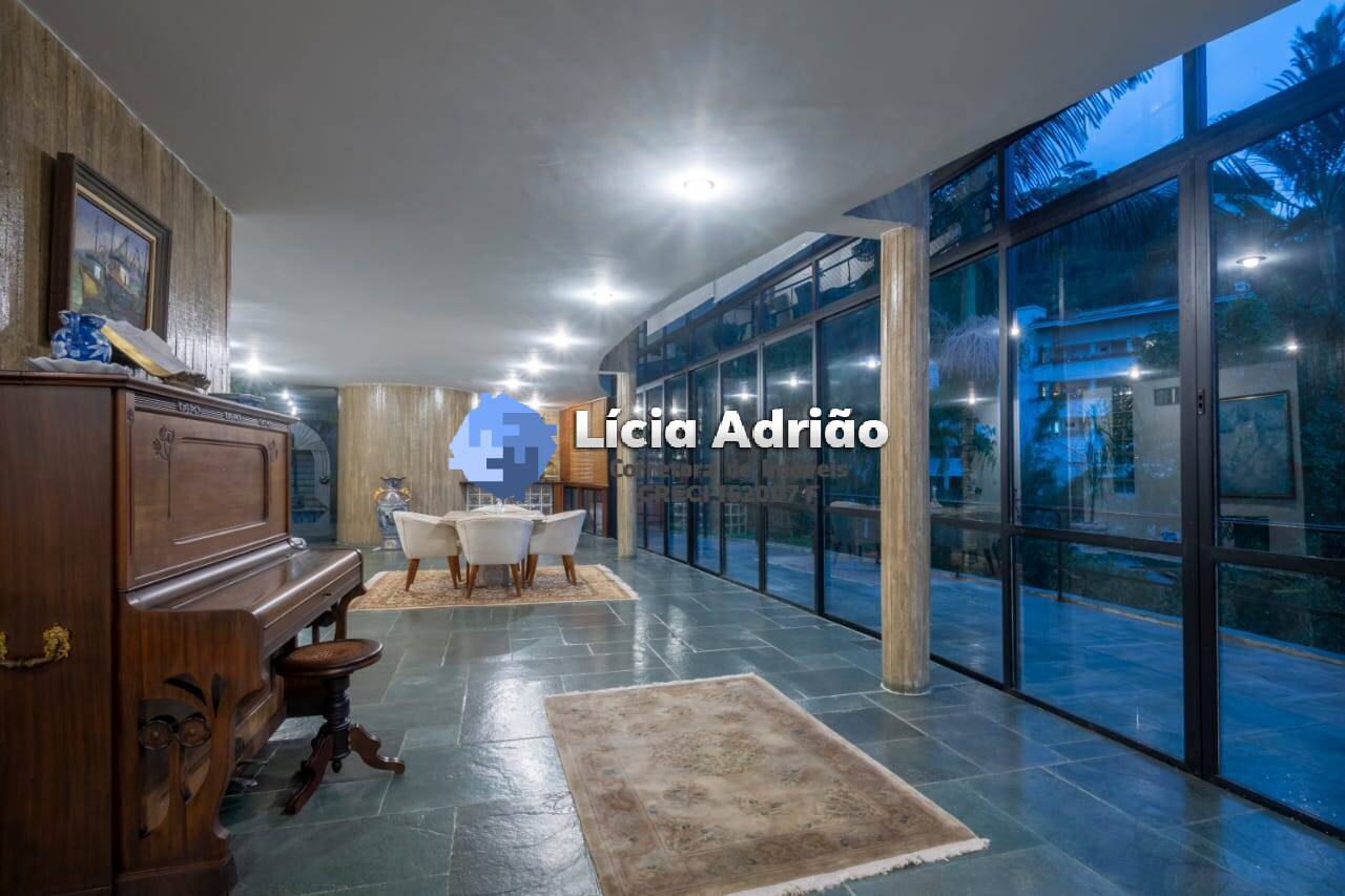 Casa à venda com 5 quartos, 930m² - Foto 12