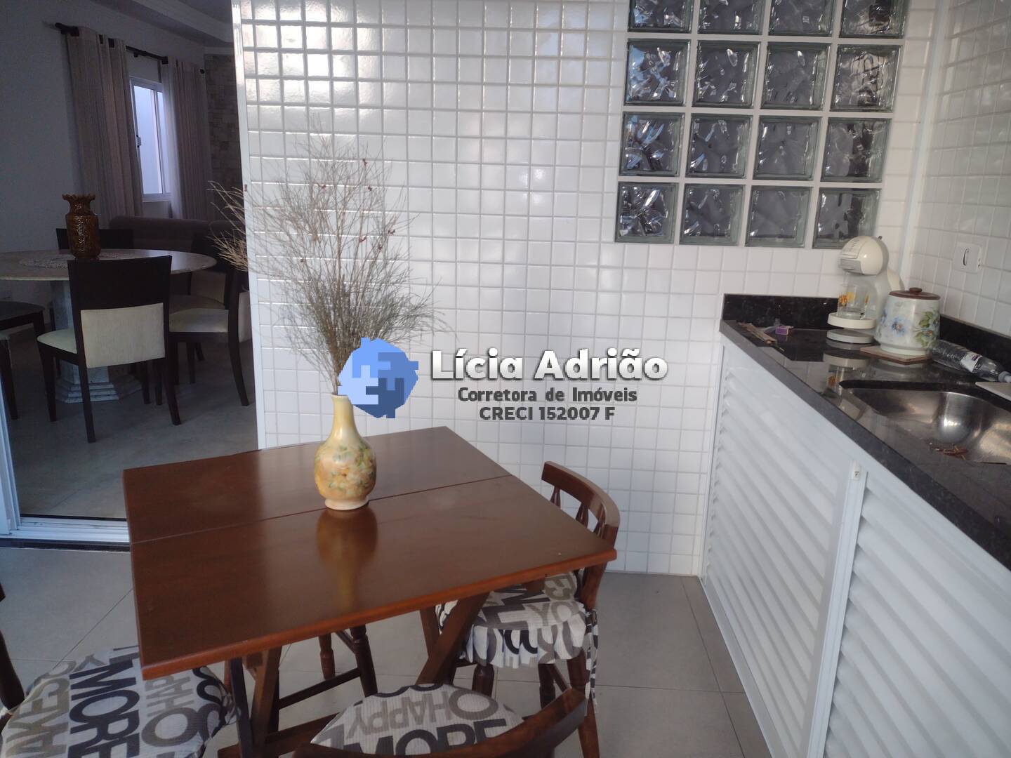 Casa à venda com 3 quartos, 140m² - Foto 4