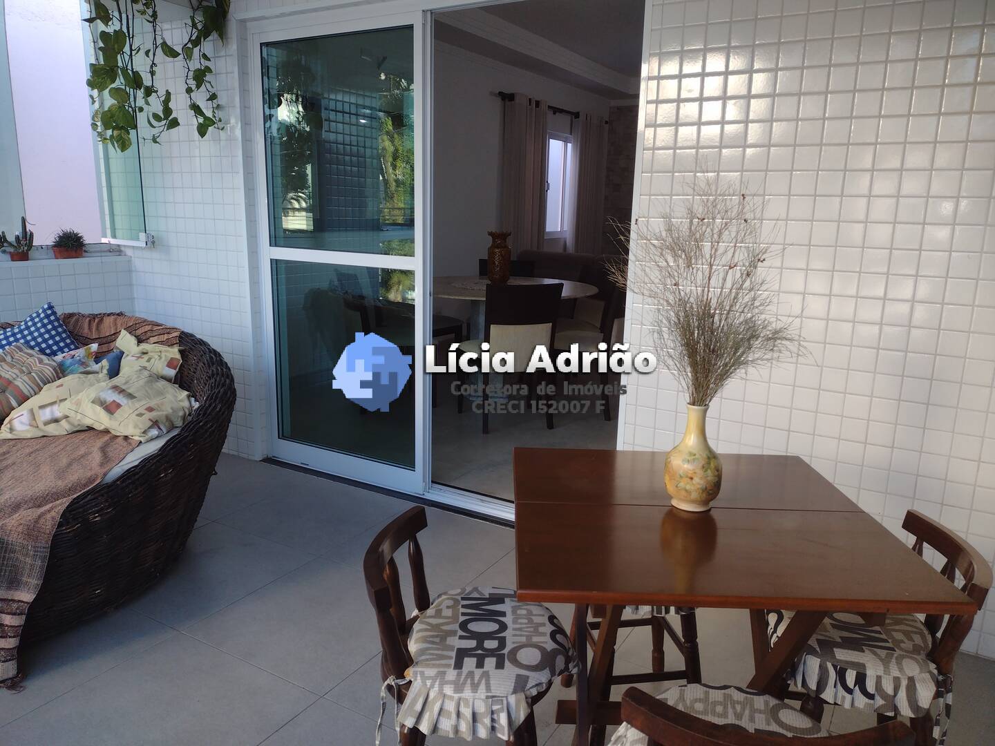 Casa à venda com 3 quartos, 140m² - Foto 3