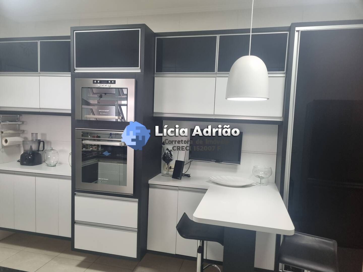 Apartamento para alugar com 3 quartos, 148m² - Foto 31
