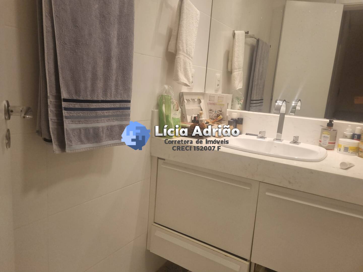 Apartamento à venda com 4 quartos, 232m² - Foto 12