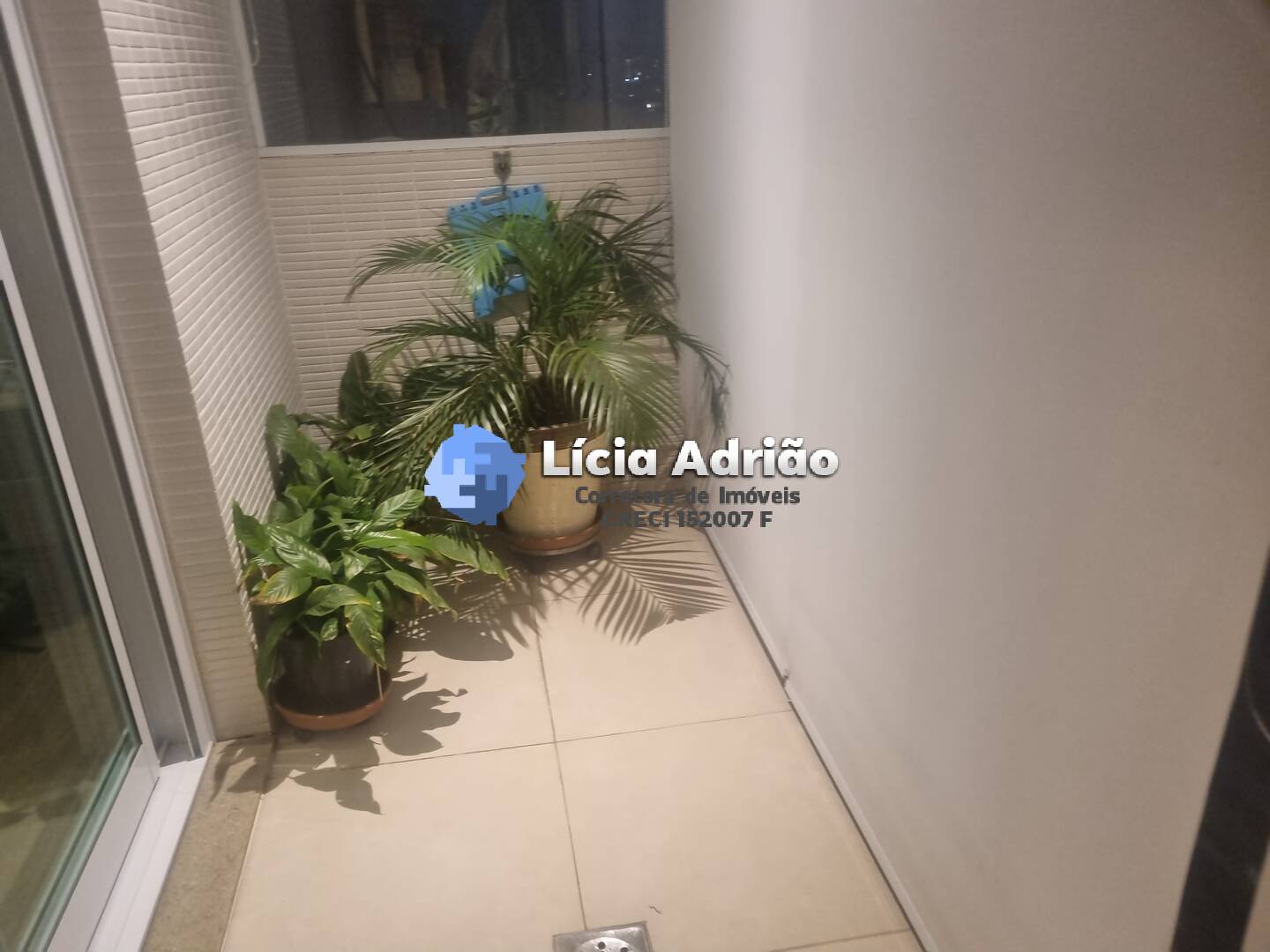 Apartamento à venda com 4 quartos, 232m² - Foto 25