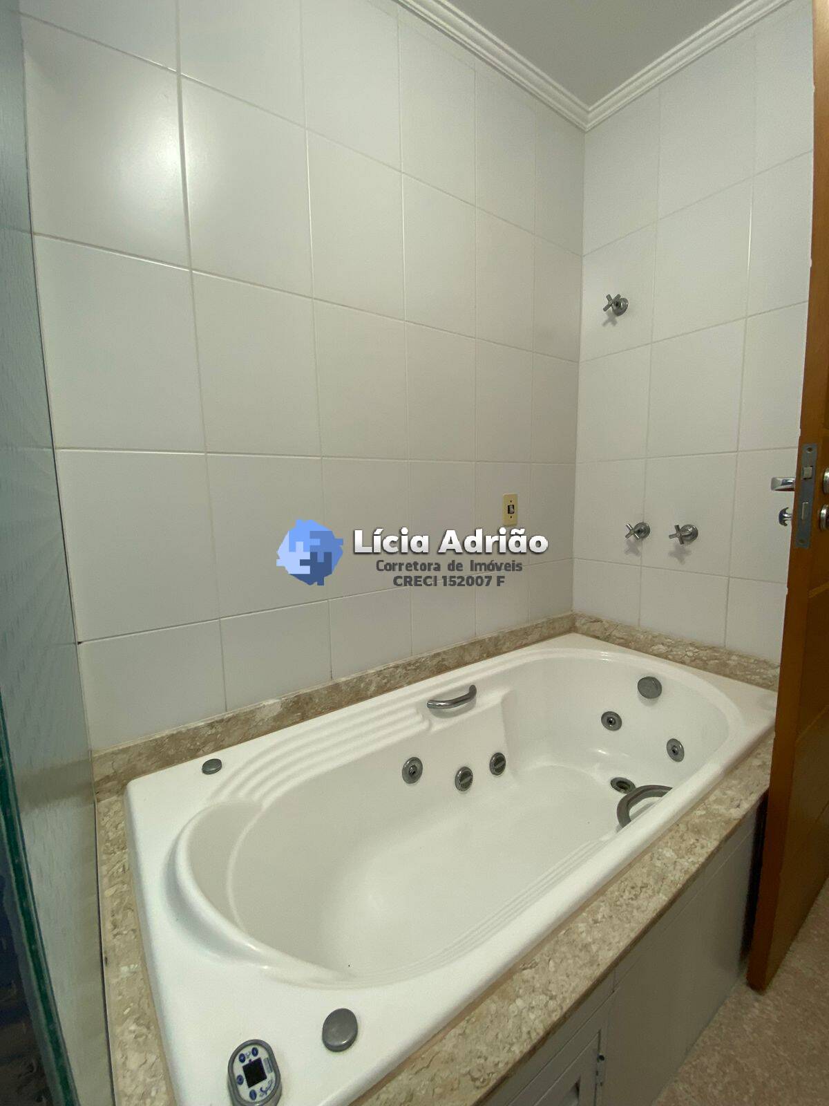 Apartamento para alugar com 4 quartos, 264m² - Foto 21