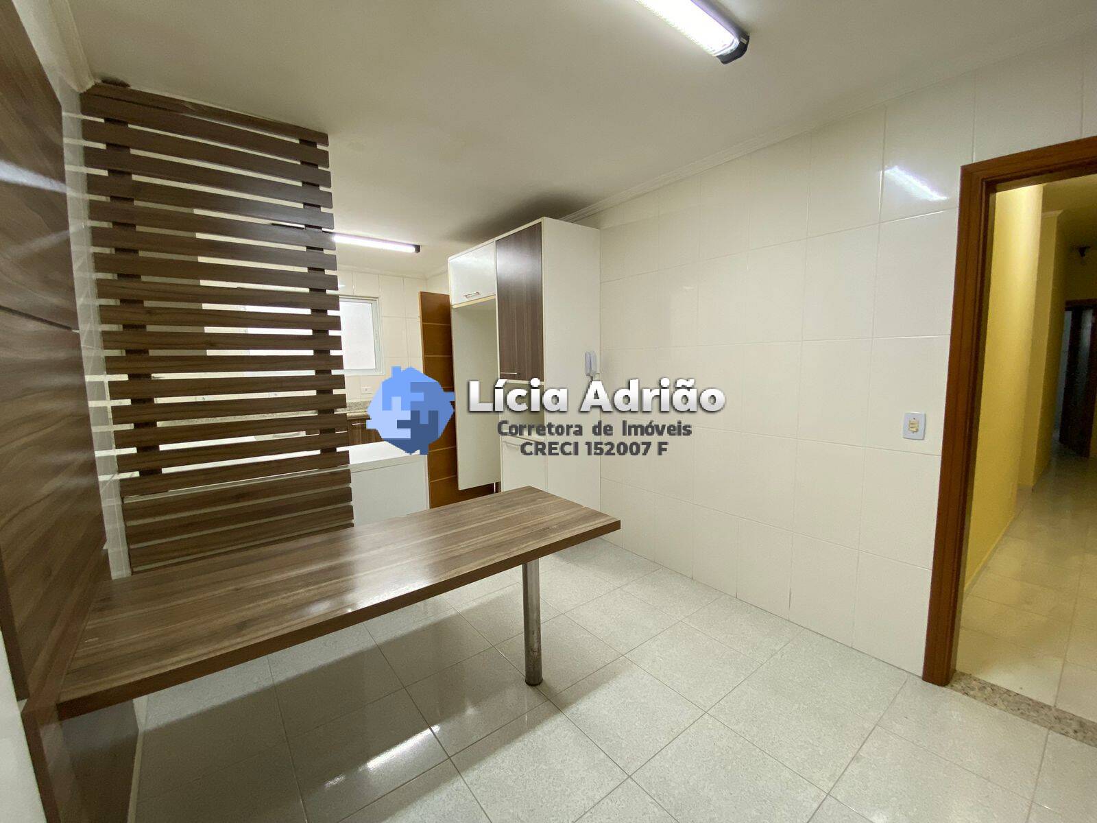 Apartamento para alugar com 4 quartos, 264m² - Foto 8