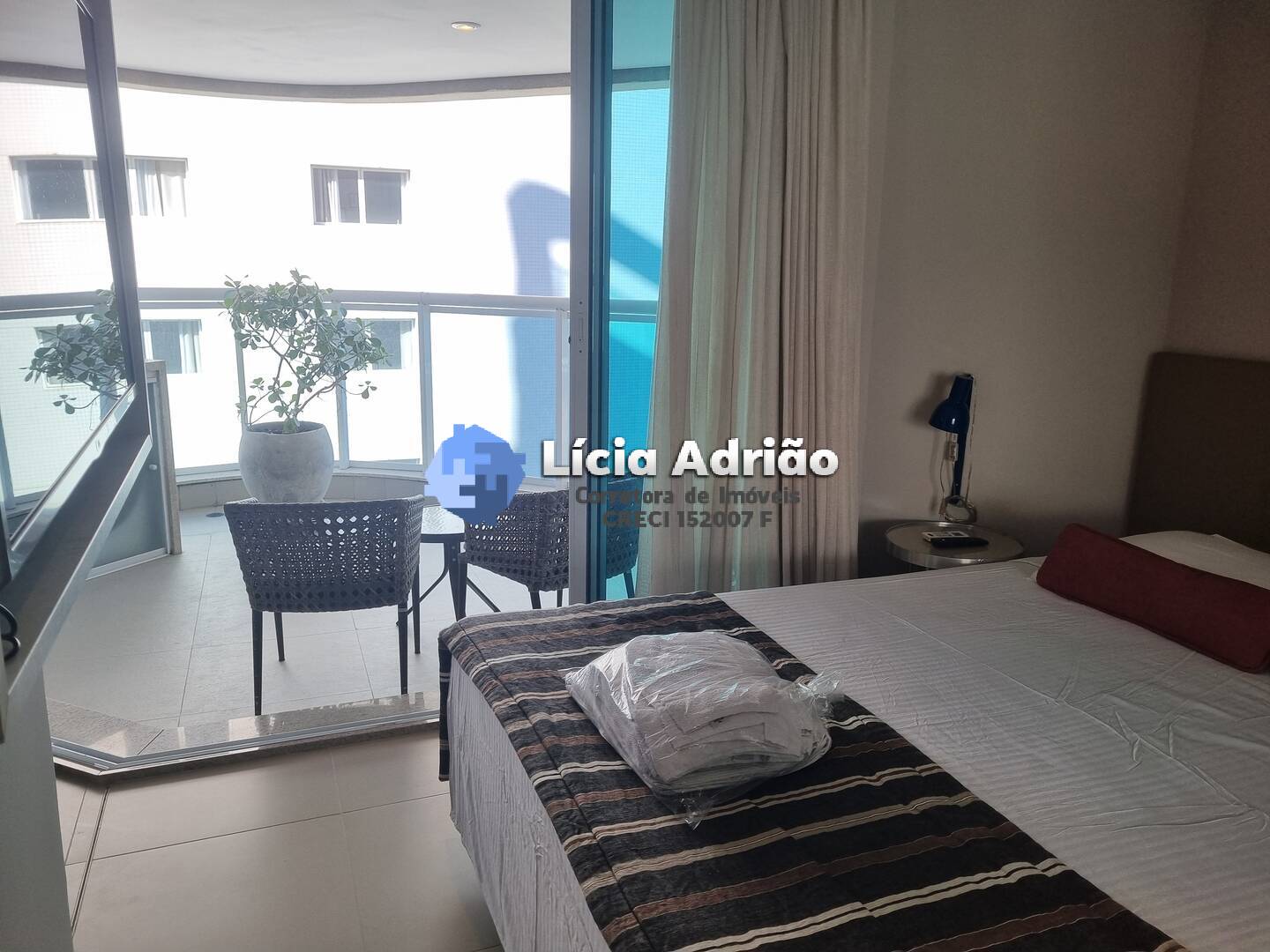 Apartamento para alugar com 1 quarto, 65m² - Foto 12