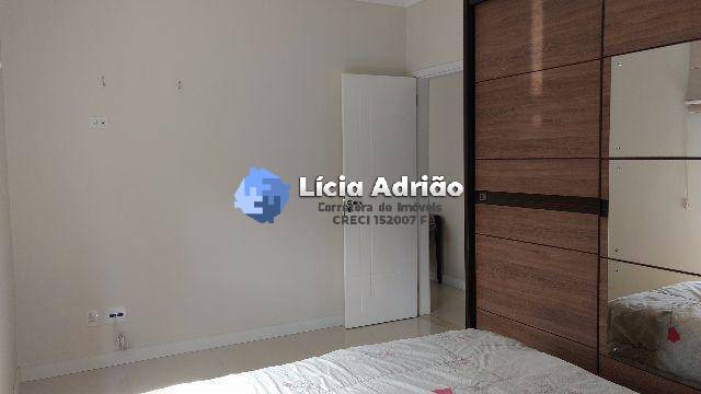 Apartamento à venda com 2 quartos, 70m² - Foto 12